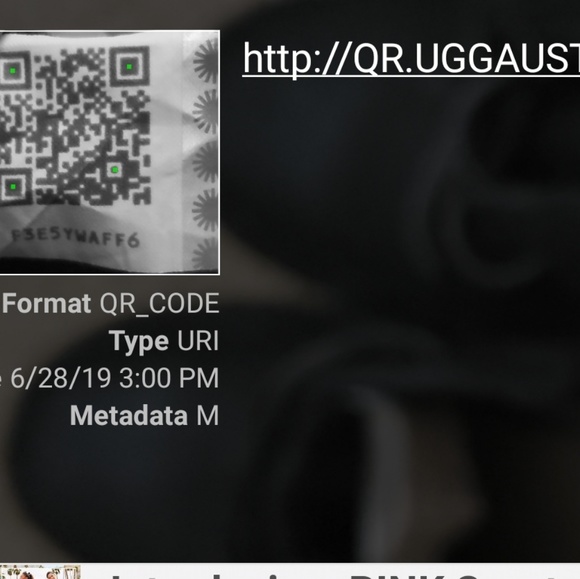 UGG - Picture 8 of 8